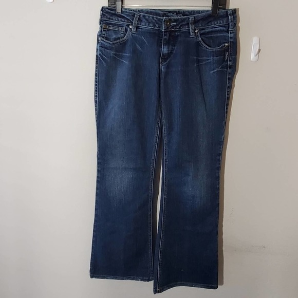 Silver‎ AIKO flare jeans 31/33 - Picture 1 of 5